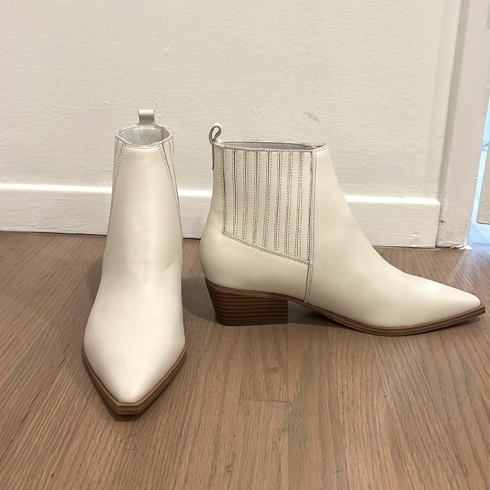 Marc Fisher Yale White Leather Booties / Boots